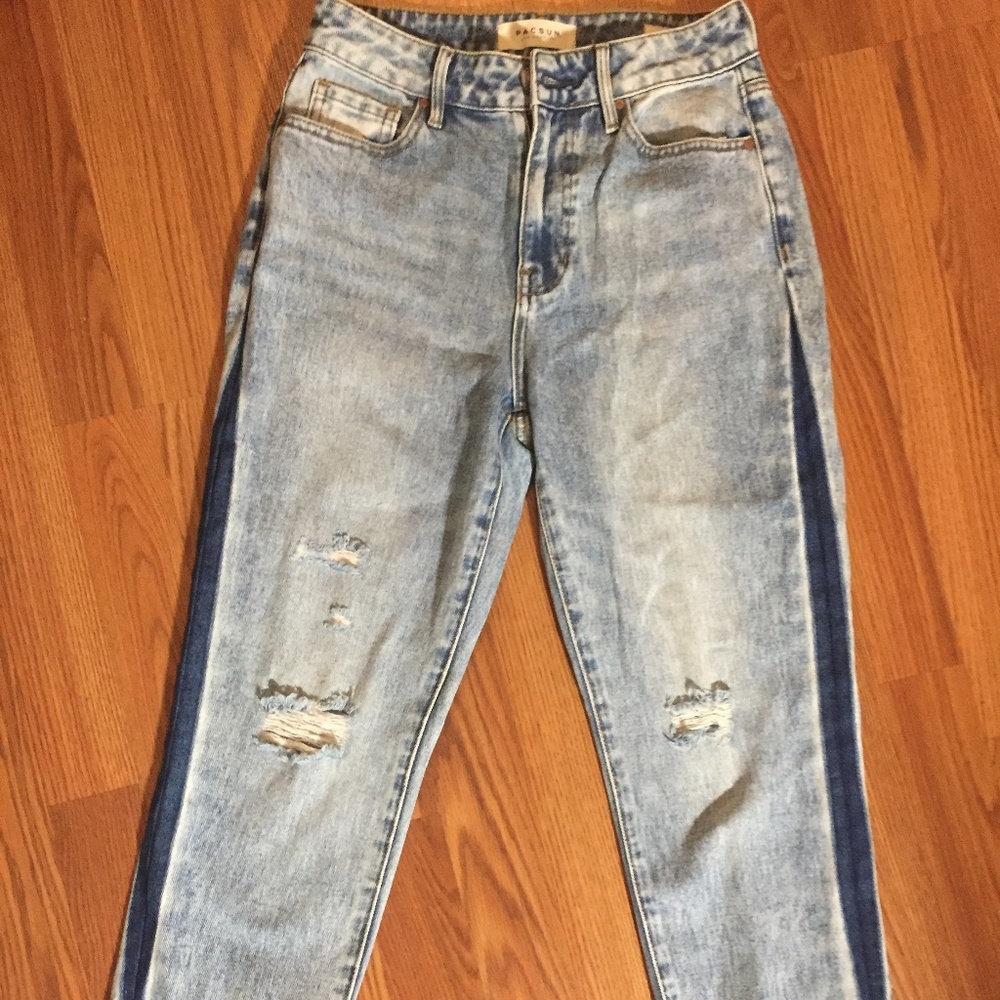 Pacsun Mom Jeans w/ Blue Stripe (Great Condition!)